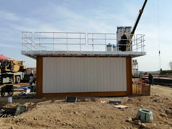 It is also essential for the daily maintenance and care of asphalt mixing plants_1